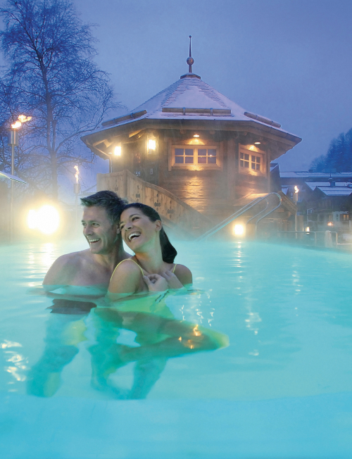 Hotel mit Außenpool in Saalbach