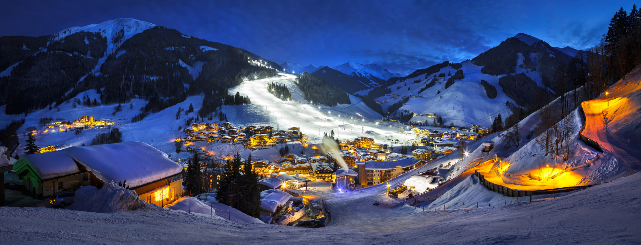 Lässigste Skigebiet in Österreich bei Nacht © saalbach.com, Christian Wöckinger