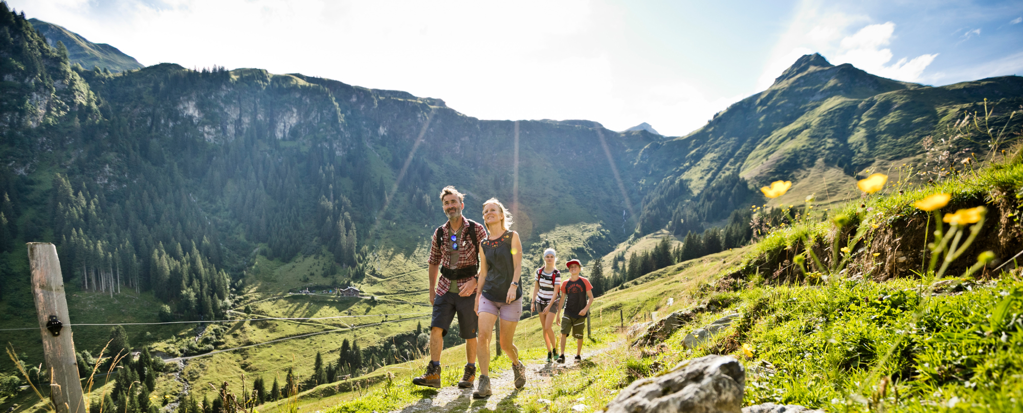 Familienwanderung in Saalbach © saalbach.com, Mirja Geh